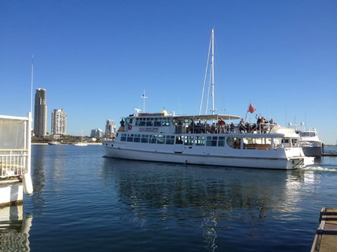 Brisbane Cruises - Tourism Canberra 1