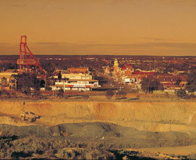 Super Pit - Tourism Canberra 0