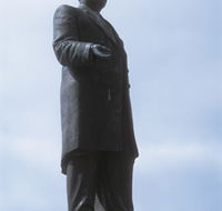 Piesse Memorial Statue - Tourism Canberra