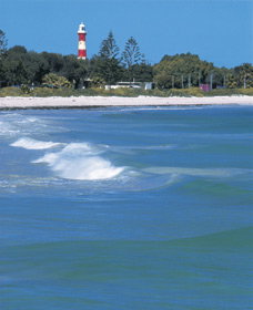 Pages Beach - Tourism Canberra 0