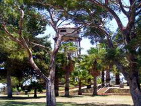  Tourism Canberra