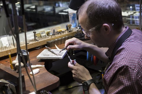 Unique Opal And Diamond Mine  - The Underground Opal Mine - Tourism Canberra 7