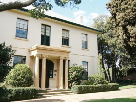 Franklin House - Tourism Canberra 0