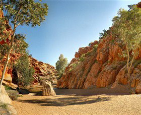 Emily And Jessie Gaps Nature Park - Tourism Canberra 0