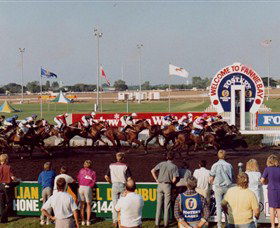 Darwin Turf Club - Tourism Canberra 0