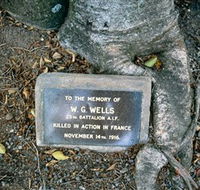Eumundi War Memorial - Tourism Canberra