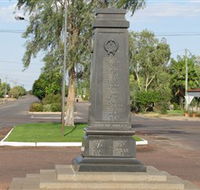Winton War Memorial - Tourism Canberra