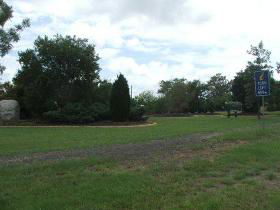 Autumn Park - Tourism Canberra 0