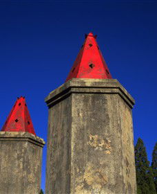 Chinese Burning Towers - Tourism Canberra 0