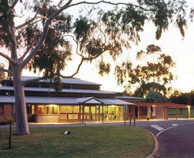 Swan Hill Regional Art Gallery - Tourism Canberra 0
