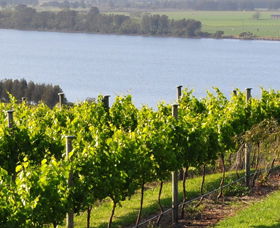 Shoalhaven Heads NSW Tourism Canberra