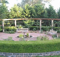 Athol Gardens - Tourism Canberra