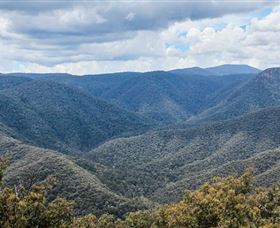 Black Perry Lookout - Tourism Canberra 1