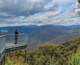 Black Perry Lookout - Tourism Canberra 2