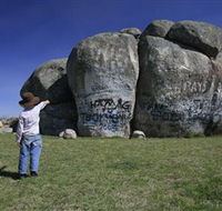 Thunderbolts Rock - Tourism Canberra