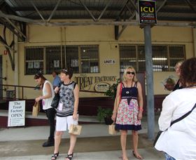 Shire Shuttle Bus  - Tourism Canberra 4