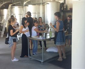 Shire Shuttle Bus  - Tourism Canberra 6