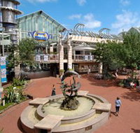 Warringah Mall - Tourism Canberra