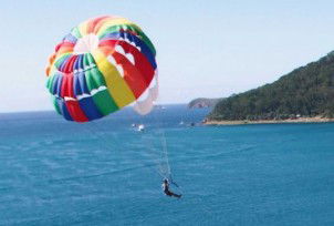 Port Stephens Parasailing - Tourism Canberra 1