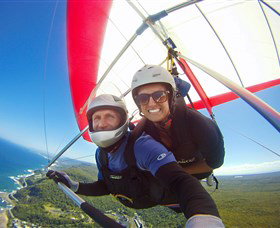 Hang Gliding Oz - Tourism Canberra 3