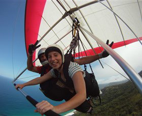 Hang Gliding Oz - Tourism Canberra 1