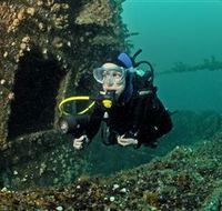 Ex-Hmas Adelaide Dive Site - Tourism Canberra