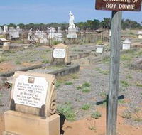 Blackall Cemetery - Tourism Canberra