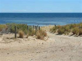 Normanville Beach - Tourism Canberra 0