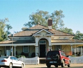 Charleville Pioneers Audio History Board - Tourism Canberra 0