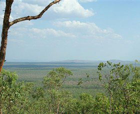 Mirrai Lookout Walk - Tourism Canberra 1