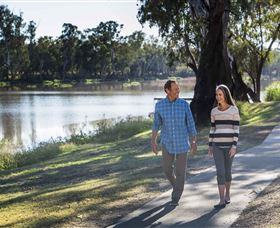 St George Riverbank Walkway - Tourism Canberra 1