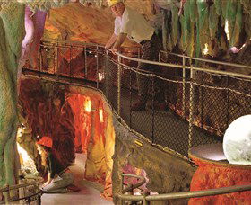 The Crystal Caves - Tourism Canberra 0