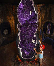 The Crystal Caves - Tourism Canberra 2