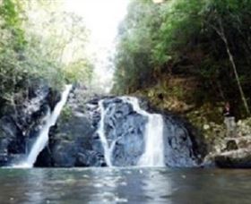 Mt Hypipamee Crater And Dinner Falls - Tourism Canberra 1
