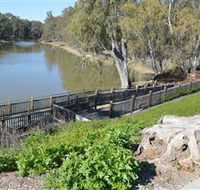 Beach to Beach Riverside Walk - Tourism Canberra