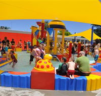 Holland Park Swimming Pool - Tourism Canberra
