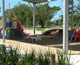 Edward Lloyd Park, Marian, Queensland - Tourism Canberra 2