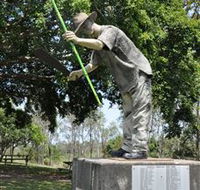Cane Cutter Memorial - Tourism Canberra