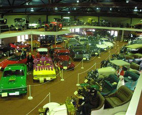 McFeeters Motor Museum And Visitor Information Centre - Tourism Canberra 2