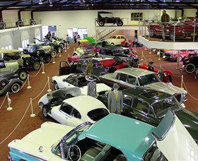 McFeeters Motor Museum And Visitor Information Centre - Tourism Canberra 7