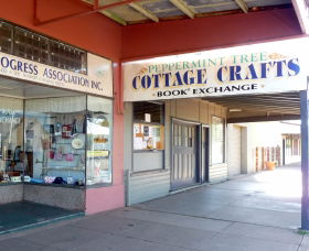 Peppermint Tree Cottage Crafts - Tourism Canberra 0
