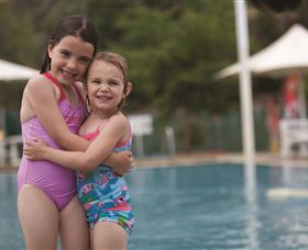 Albury Swim Centre - Tourism Canberra 1