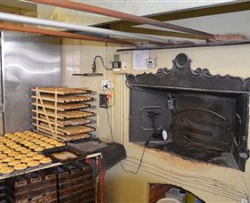 Holbrook Bakery - Tourism Canberra 0