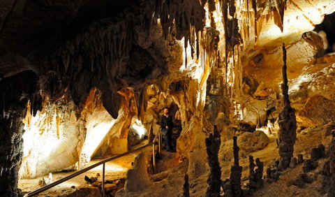 Wollondilly Cave - Tourism Canberra 0