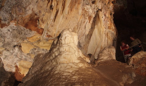 Wollondilly Cave - Tourism Canberra 2