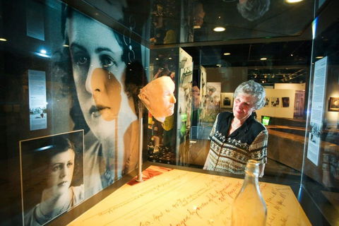 Albury Library Museum - Tourism Canberra 6