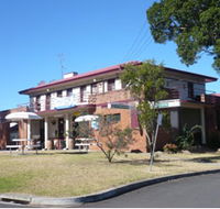 Hotel Oaks - Tourism Canberra