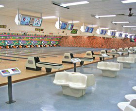 Bateau Bay Ten Pin Bowl - Tourism Canberra 0