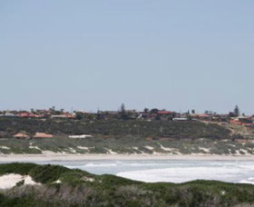 Back Beach - Geraldton - Tourism Canberra 1