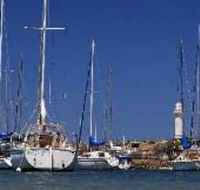 Wollongong and Harbour Lighthouse - Tourism Canberra